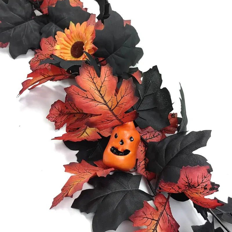 Décoration d'Halloween en Vigne Artificielle, 200 cm, Feuilles d'Erable et Citrouilles, Parfait pour Mariages, Intérieur et Extérieur, Événements Festifs