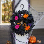 Couronne d'Halloween en Fleurs Noires, 50cm, Décoration Élégante, Ambiance Festive, Parfait pour Mariages, Cafés et Décorations Extérieures