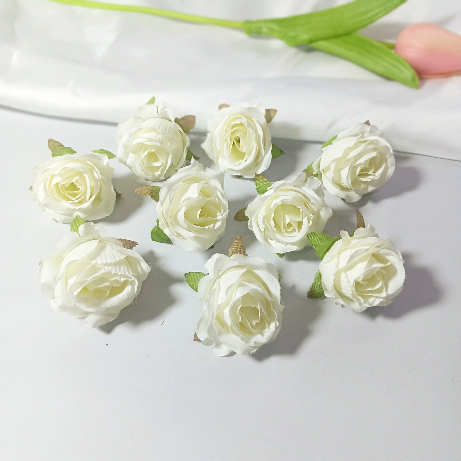 Lot Têtes de Mini Roses Artificielles 4cm, Fleur Qualité Supérieure pour DIY, Décoration Mariage Champêtre, Corsage, Bricolage Floral