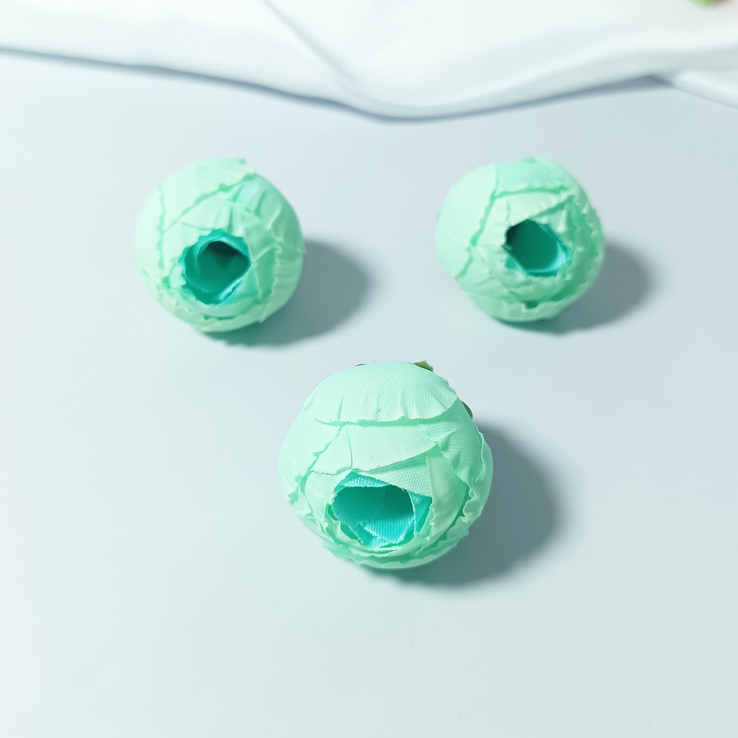 Mini Boutons de Rose Thé Artificiels 3cm, Lot de 5, Aspect Naturel pour DIY Mariage, Décoration Champêtre, Corsage et Loisirs Créatifs