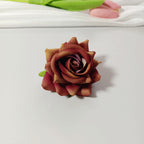 Tête de Rose Artificielle en Velours 5,5 cm, Fleur Décorative au Charme Rétro, Idéale pour DIY Mariage, Corsage et Décoration Champêtre