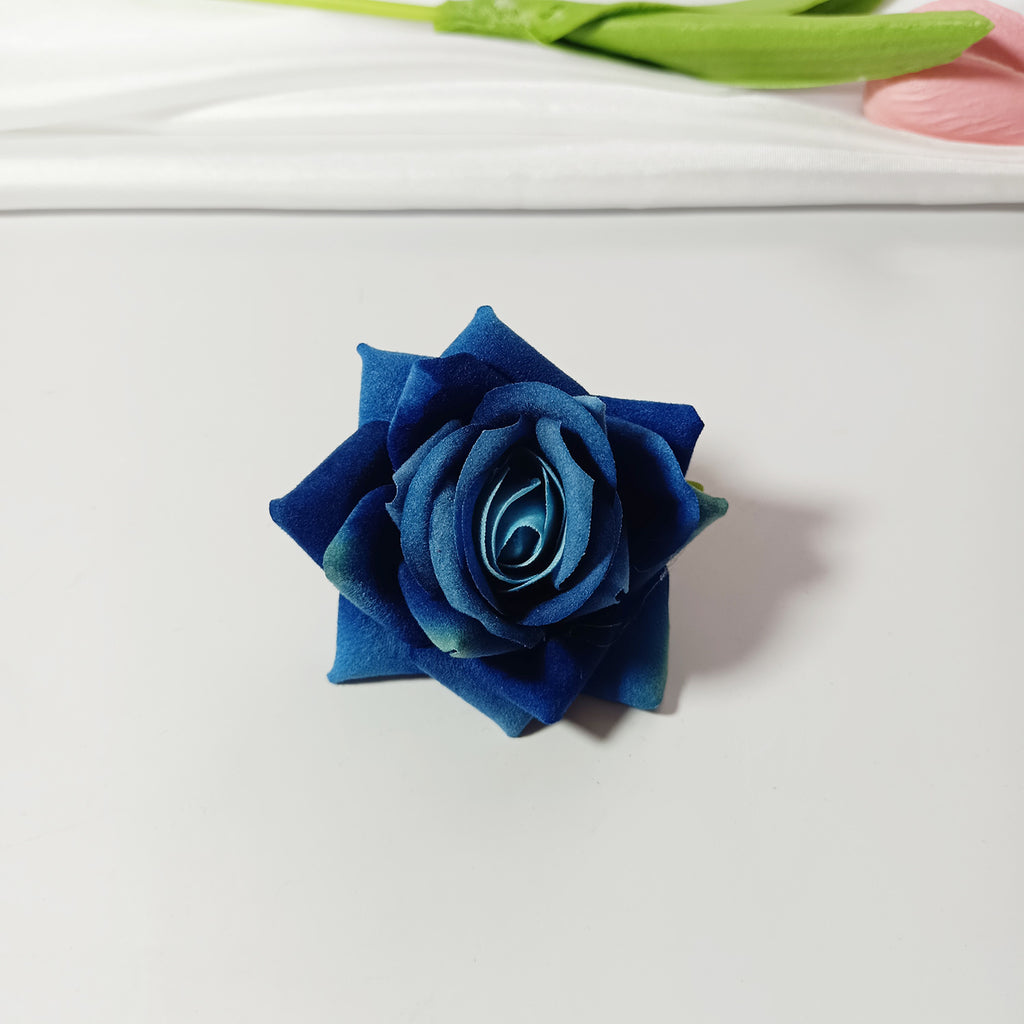 Tête de Rose Artificielle en Velours 5,5 cm, Fleur Décorative au Charme Rétro, Idéale pour DIY Mariage, Corsage et Décoration Champêtre