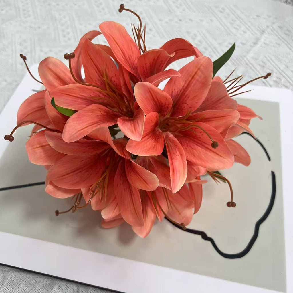 Bouquet de Lys Artificiels 30 cm, Fleurs en Soie au Rendu Naturel, pour Vase, Décoration Maison, Mariage, Ambiance Bohème et Champêtre
