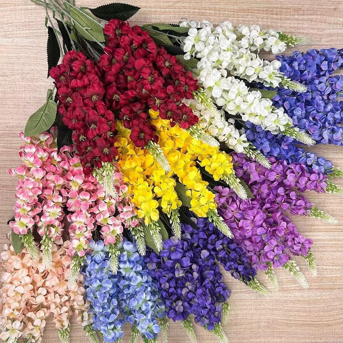 Fleurs artificelles élégantes pour mariage, bouquet de 5 tiges delphinium bleu et violet avec hyacinthe et giroflée, 57 cm, décoration de table et événement, style bohème chic