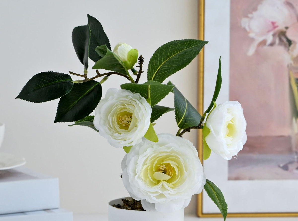 Fleurs artificielles camélia 4 têtes, bouquet élégant pour décoration intérieure, bureau, mariage ou cadeau, hauteur 26 cm avec pot inclus