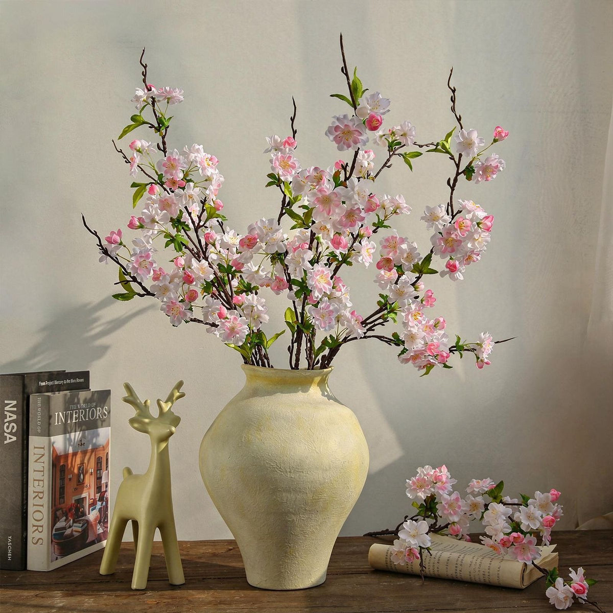 Fleur artificielle en soie synthétique, cerisier du Japon 'Sakura', tige unique avec 25 fleurs, 92 cm, décoration intérieure élégante