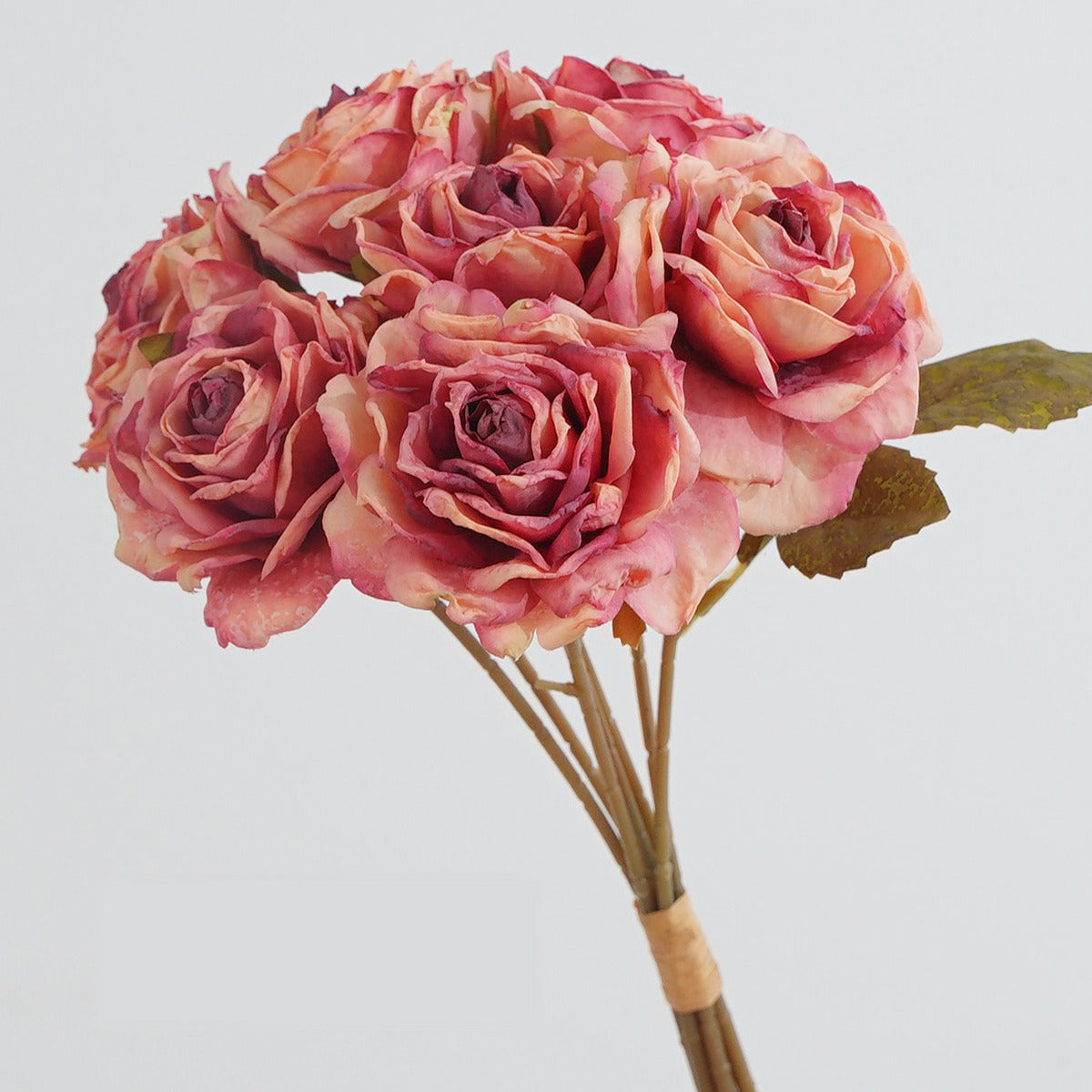 Bouquet de 7 roses vintage à bords vieillis, 35 cm, décoration intérieure élégante, sans entretien