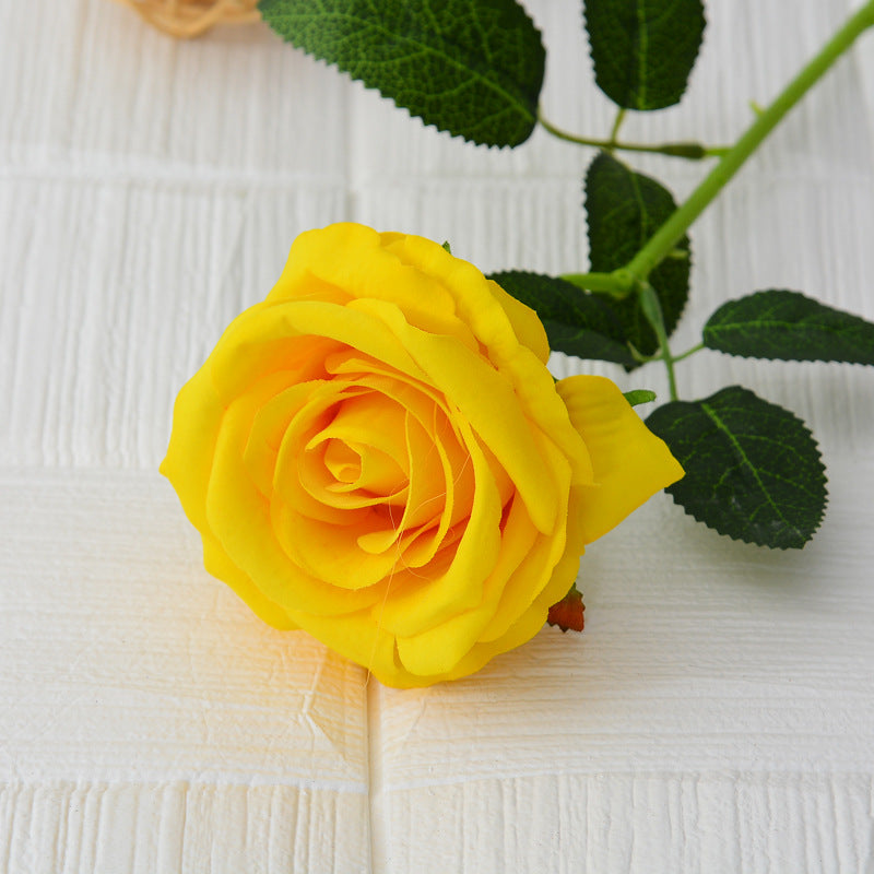 50 cm Roses Artificielles à Texture Réelle Fleurs Factices Douces comme le Velours avec Longues Tiges