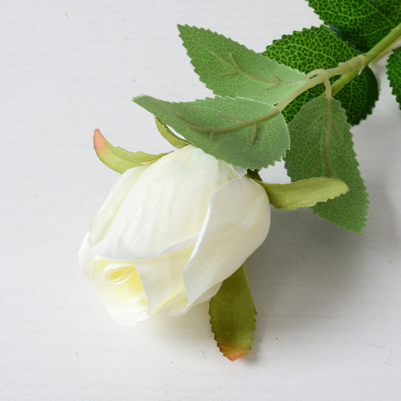50 cm Boutons de rose artificiels sur tiges – Fleurs factices pour décoration de mariage et d'intérieur