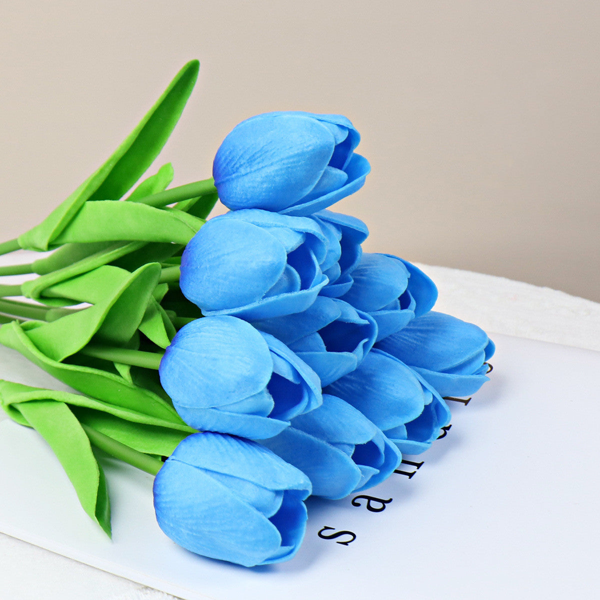 Tulipes Artificielles Réalistes Lot de 10 Tiges 34cm | Fleurs Fausses Anti-Jaunissement Nouveauté 2026 pour Décoration Maison Mariage