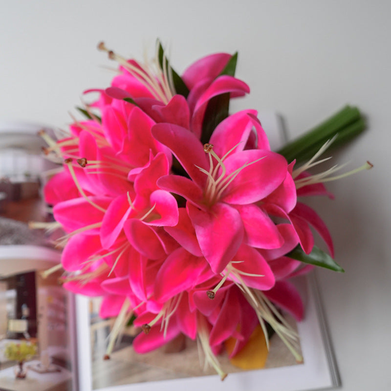 Gros vente de bouquets de fleurs artificielles de lis taille 29 cm