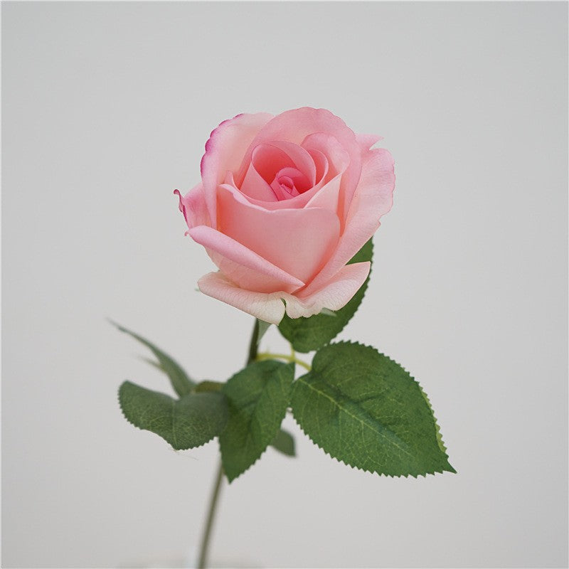 Rose artificielle en tissu soyeux 47 cm, tige unique avec 1 fleur de 8,5 cm, décoration élégante pour mariage, intérieur, vitrine