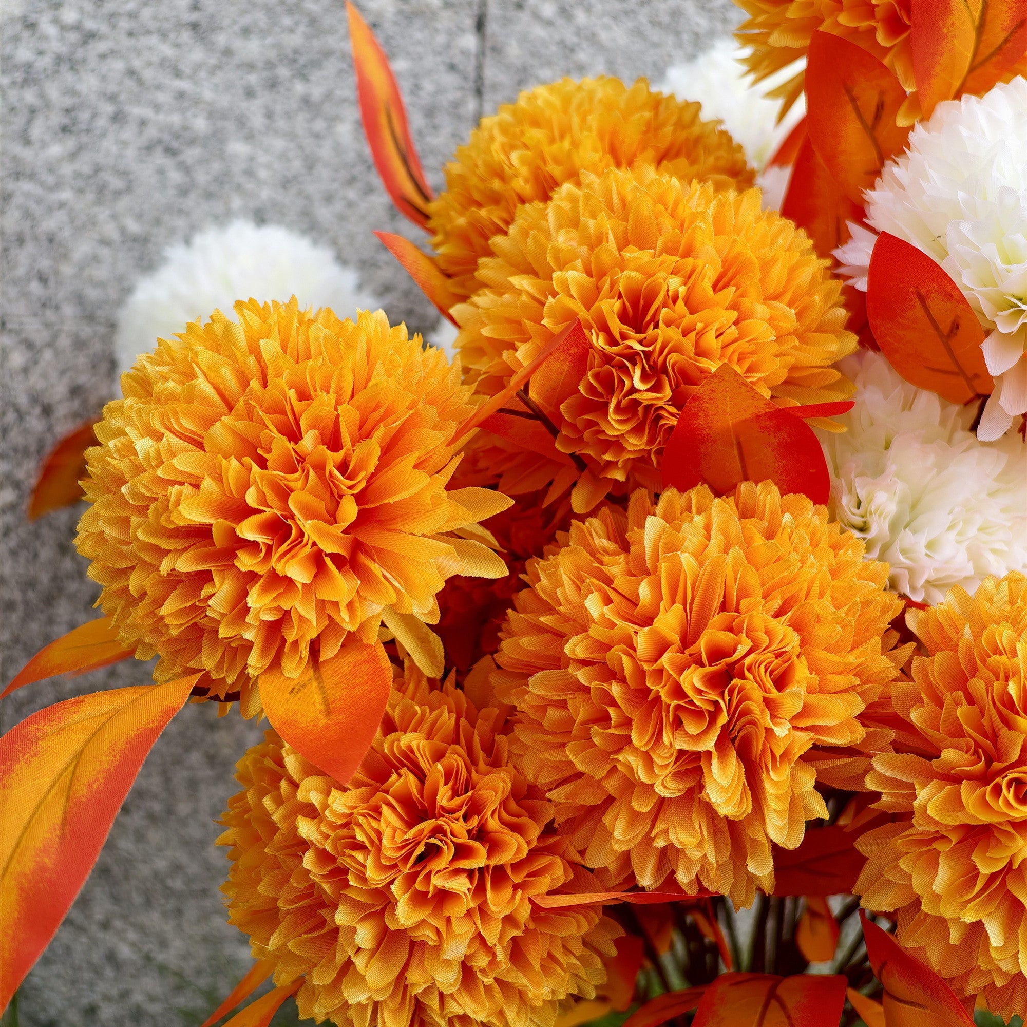 Lot de Chrysanthèmes Artificiels 61 cm, Bouquet 24 Têtes avec Vase pour Tombe, Fleurs d'Automne pour Mariage & Décoration au Charme Champêtre, Résistant UV
